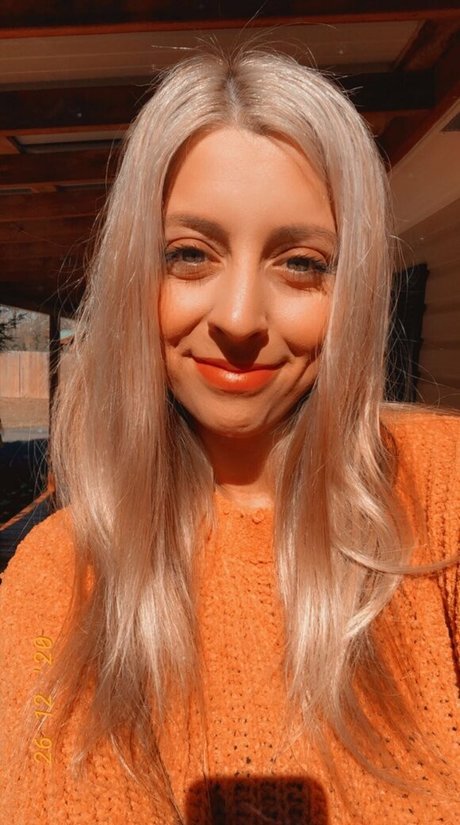 Photo nue de fuite OnlyFans de Hannah Murrell