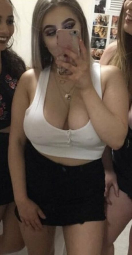 Photo nue de fuite OnlyFans de Allanahgrace