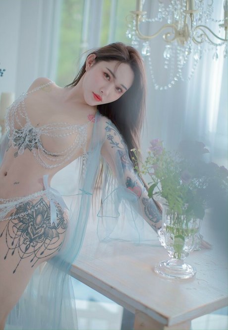 Songyuxin Hitomi