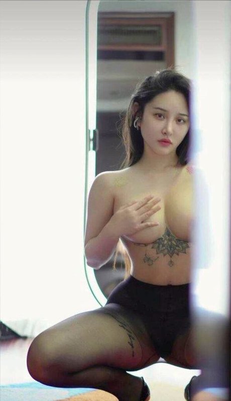 Songyuxin Hitomi