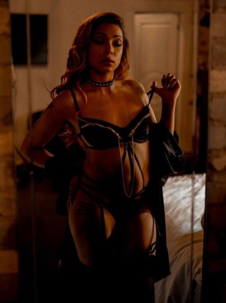 Photo nue de fuite OnlyFans de Rubi Satha