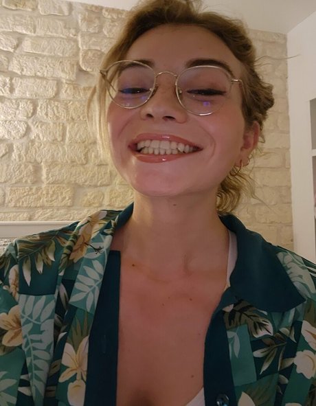 Photo nue de fuite OnlyFans de Emmalittlets