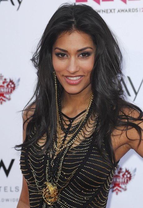 Photo nue de fuite OnlyFans de Janina Gavankar