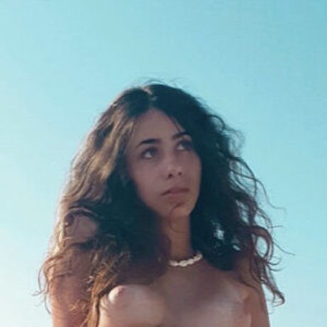 Photo nue de fuite OnlyFans de Andreea Baby Lapin