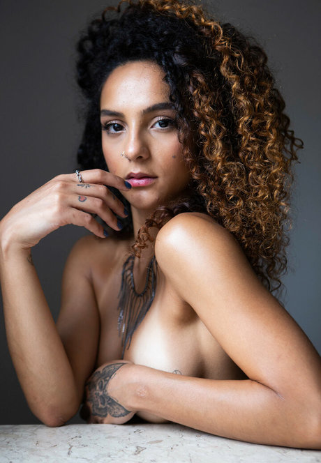 Photo nue de fuite OnlyFans de Julia Barboza Pimentel