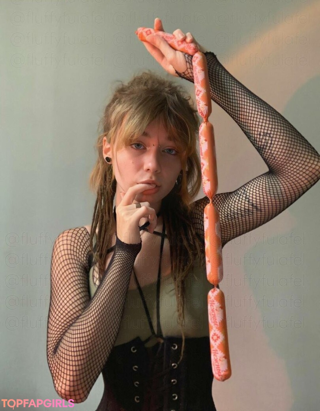 Photo nue de fuite OnlyFans de Fluffyfulafel #1014
