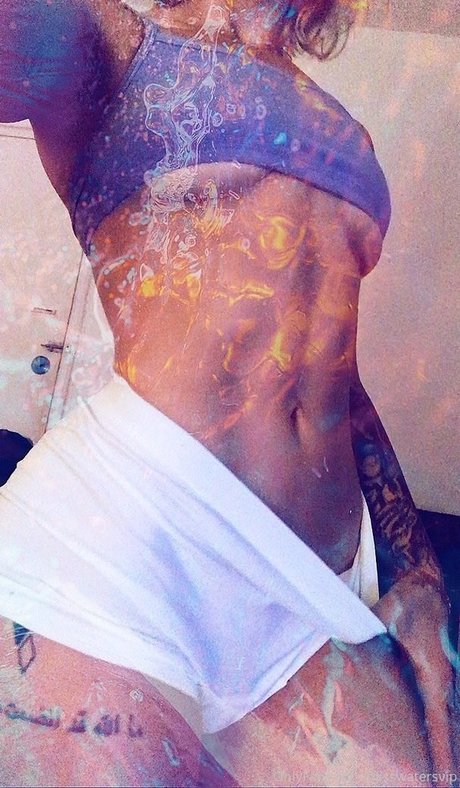 Photo nue de fuite OnlyFans de Misswatersvip