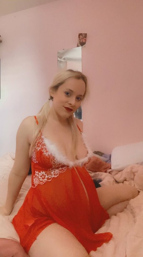 Baddestblondebarbie