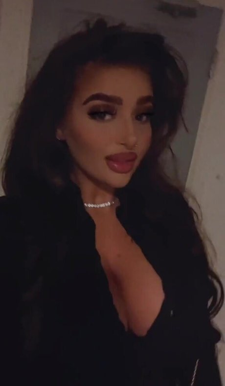 Naughtybabeoxo