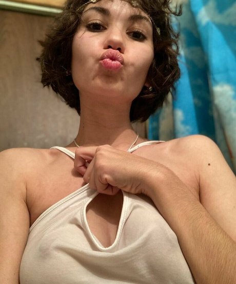 Photo nue de fuite OnlyFans de Adorable Dina