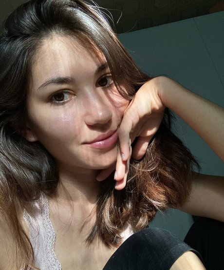 Photo nue de fuite OnlyFans de Adorable Dina