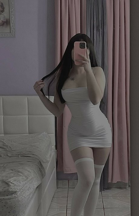 Genesis Cruz