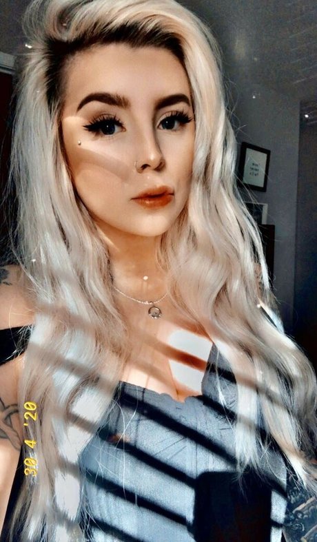 Photo nue de fuite OnlyFans de Sj Valenz