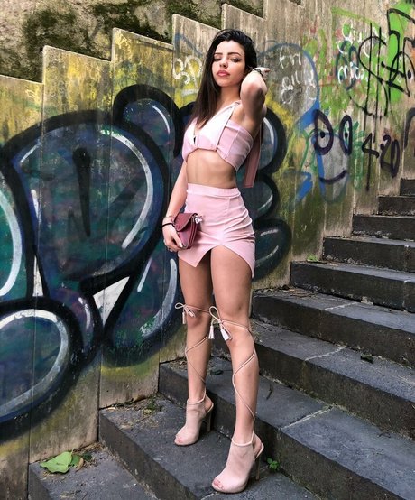 Photo nue de fuite OnlyFans de Vittoria Alborino