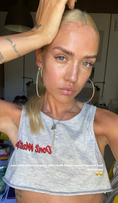 Photo nue de fuite OnlyFans de Madeleyn Kurg