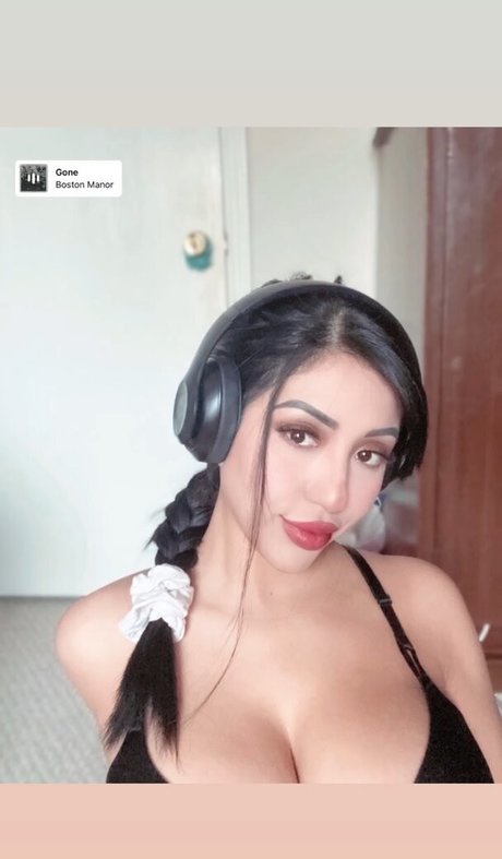 Photo nue de fuite OnlyFans de Alexandra Nicole