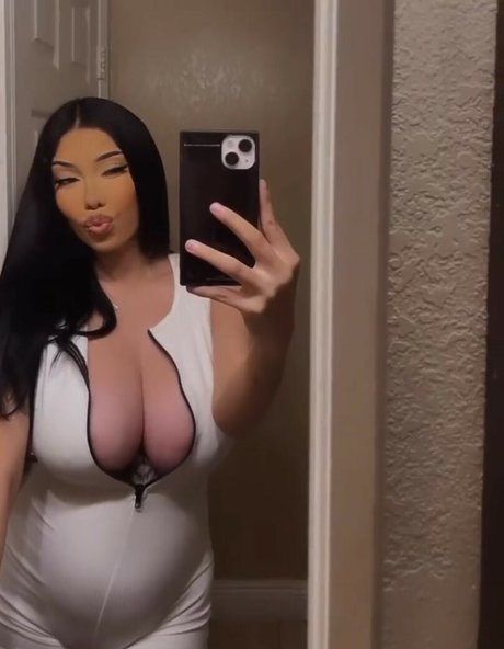 Photo nue de fuite OnlyFans de Bbyxgracieeee