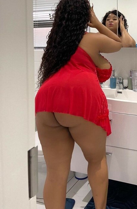Photo nue de fuite OnlyFans de Kimmanana