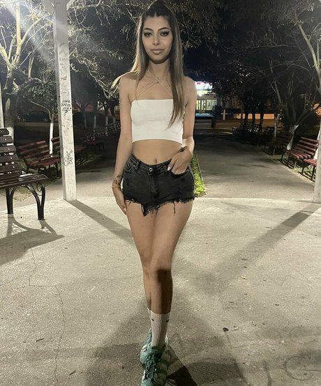 Photo nue de fuite OnlyFans de Alecsandraaa