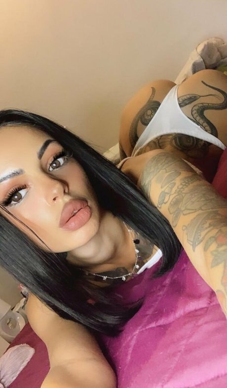 Photo nue de fuite OnlyFans de Lyzzn