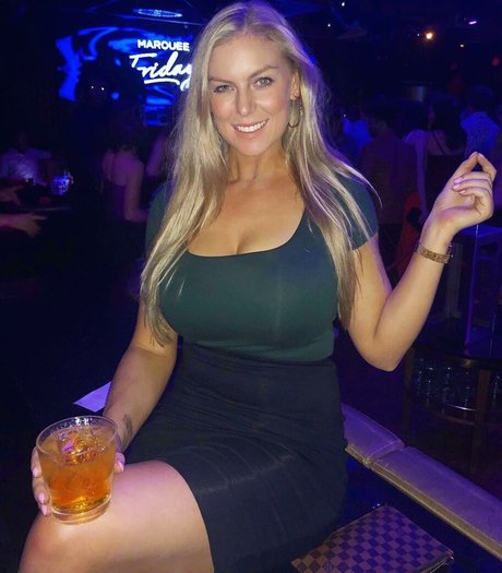Photo nue de fuite OnlyFans de Annaliese Gann