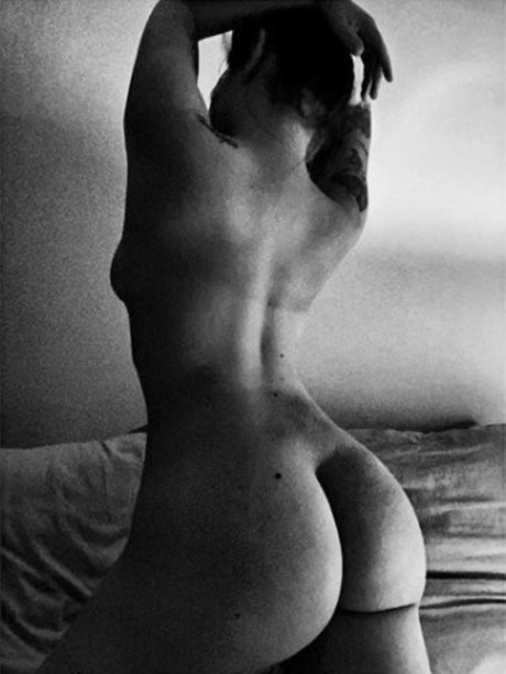 Photo nue de fuite OnlyFans de Charlotte Alexandrakis