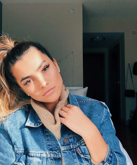 Photo nue de fuite OnlyFans de Kylie Manue