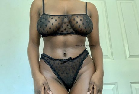 Photo nue de fuite OnlyFans de Itsamber