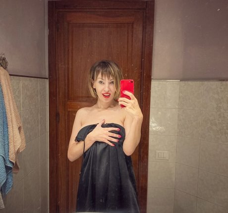 Photo nue de fuite OnlyFans de Alessia Elfie
