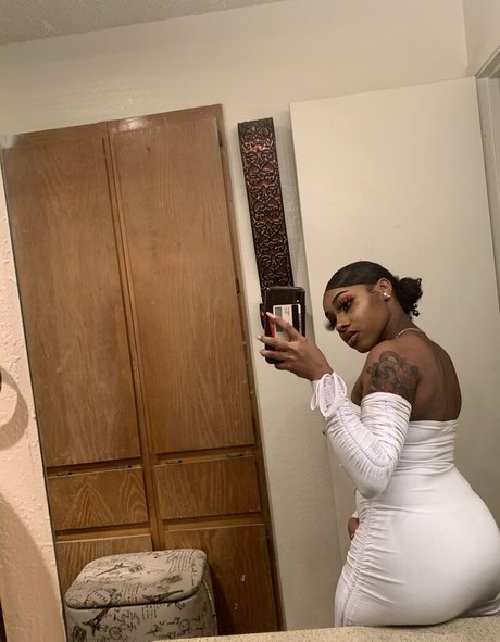 Photo nue de fuite OnlyFans de Og Leah Swanky
