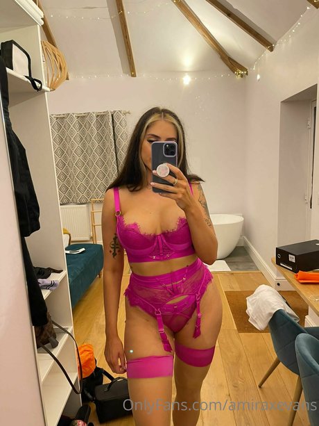 Photo nue de fuite OnlyFans de Amira Evans