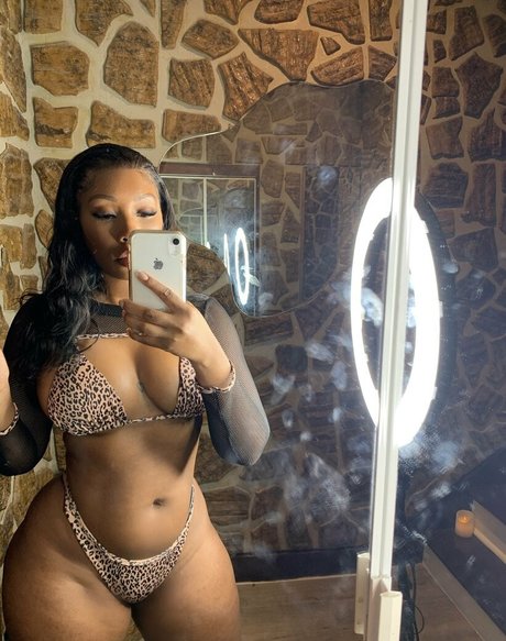 Photo nue de fuite OnlyFans de Sobomb