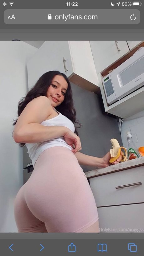 Photo nue de fuite OnlyFans de Angigss