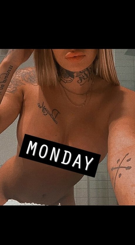 Photo nue de fuite OnlyFans de Elodie Baillargeon Roy
