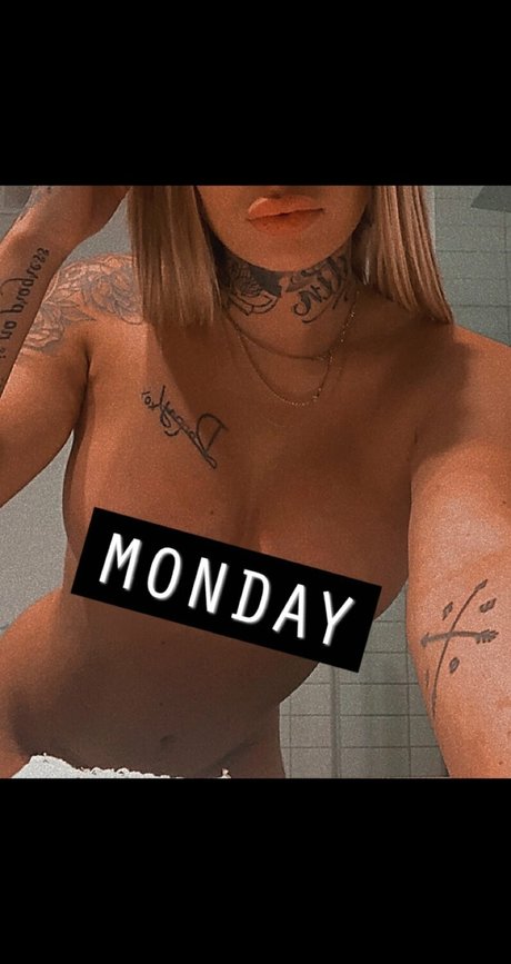 Photo nue de fuite OnlyFans de Elodie Baillargeon Roy