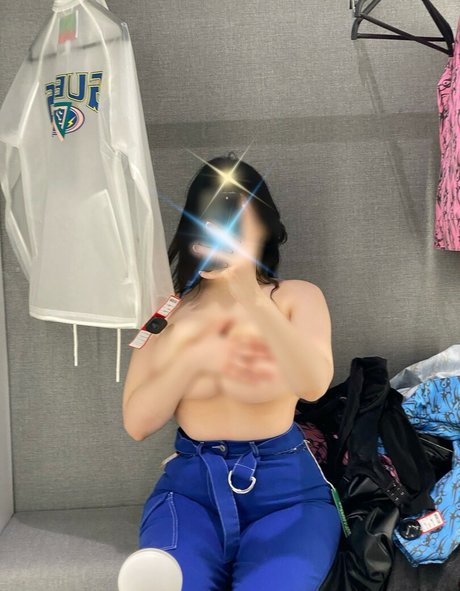 Photo nue de fuite OnlyFans de Angelbella444