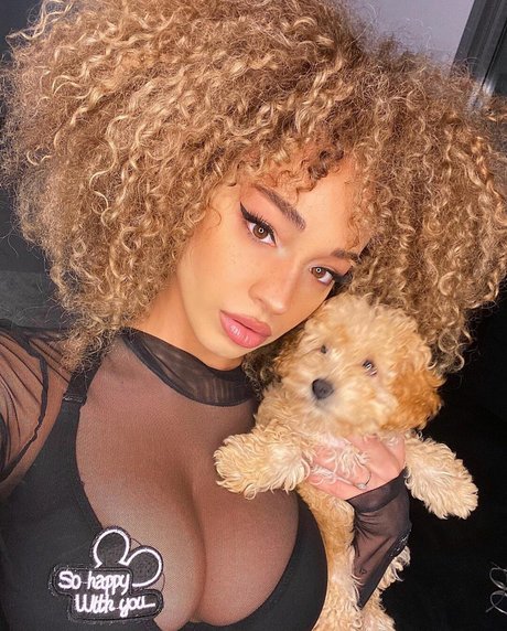 Dana Curly