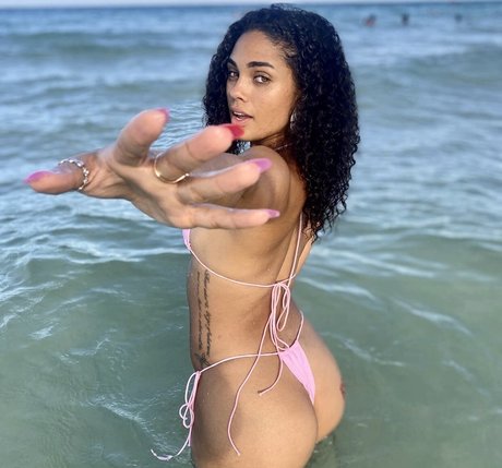 Ravyn Rochelle