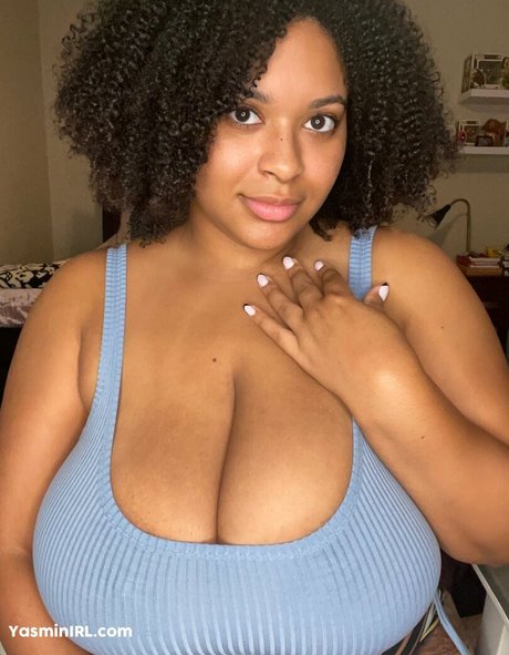 Photo nue de fuite OnlyFans de Unmaskedoppai