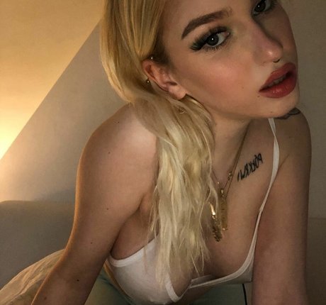 Photo nue de fuite OnlyFans de Lilsauvage