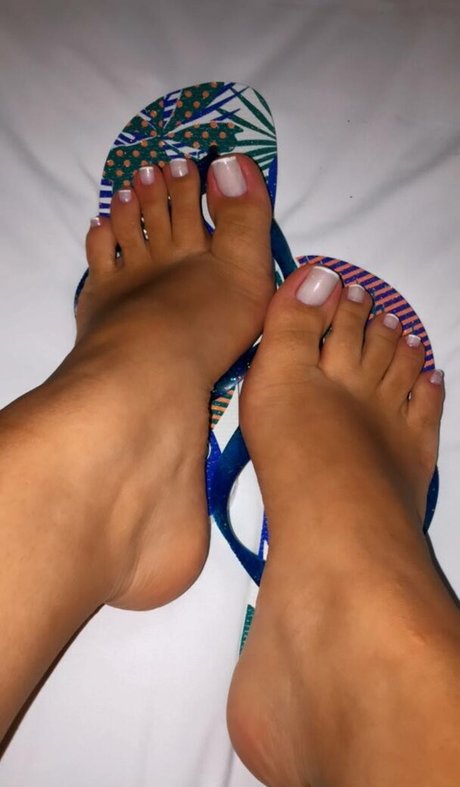 Lyz Feet