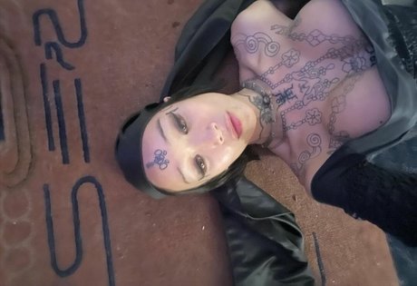Photo nue de fuite OnlyFans de Tightcorsetloosemorals