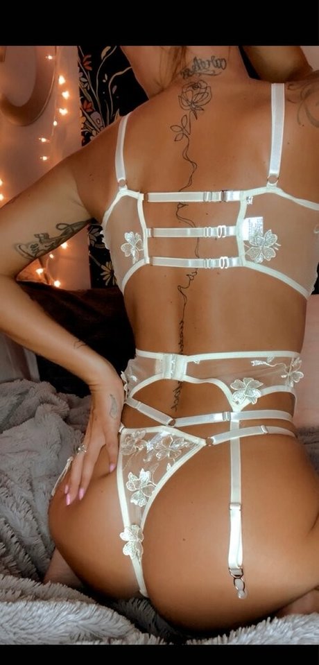 Photo nue de fuite OnlyFans de Tattoolovie09