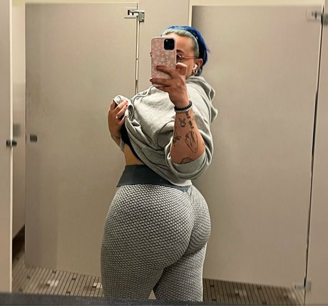 Photo nue de fuite OnlyFans de Kotathegymrat