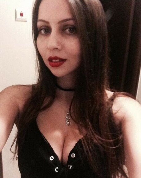 Photo nue de fuite OnlyFans de Jennie Naz