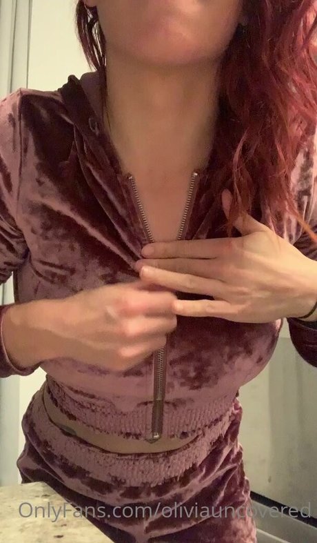 Photo nue de fuite OnlyFans de Olivia Hale