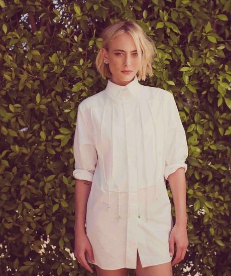 Nora Arnezeder