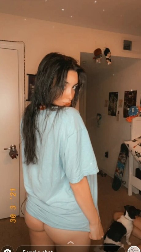 Photo nue de fuite OnlyFans de Irlyaomomo