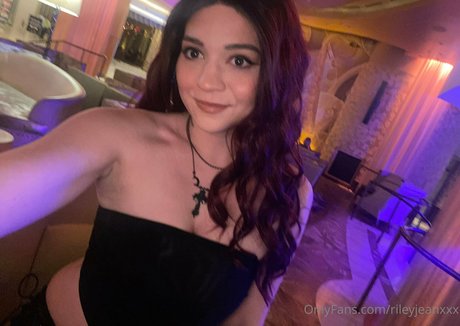 Riley Jean