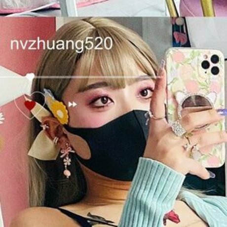 Photo nue de fuite OnlyFans de Nvzhuang520